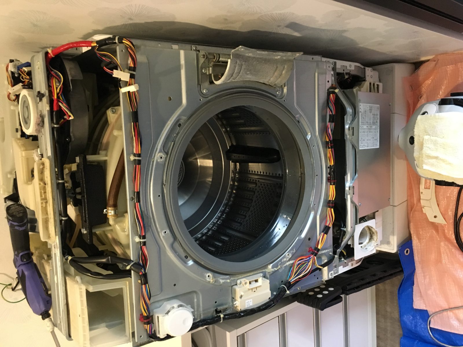 シャープ：ドラム式洗濯機ES-V530 分解クリーニング ｜ 東京でドラム式 