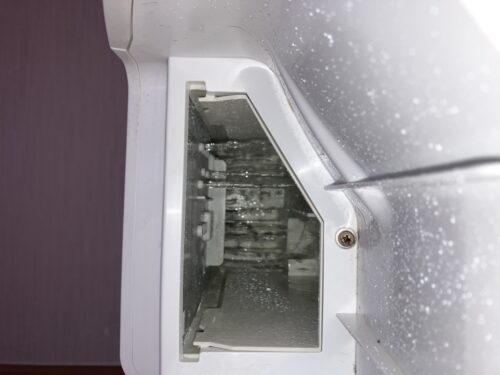 東芝ドラム式洗濯機の給水弁（型番420-42-842）の交換をして直って水が出るようになった。