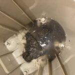 日立のドラム式洗濯機でC02のエラーが出て排水ができなかった原因のほこり