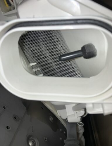 日立ドラム式洗濯機：bd-sx110crの内部のフィルター