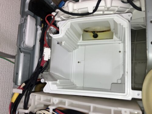 クリーニング後の日立ドラム式洗濯機：乾燥ダクト