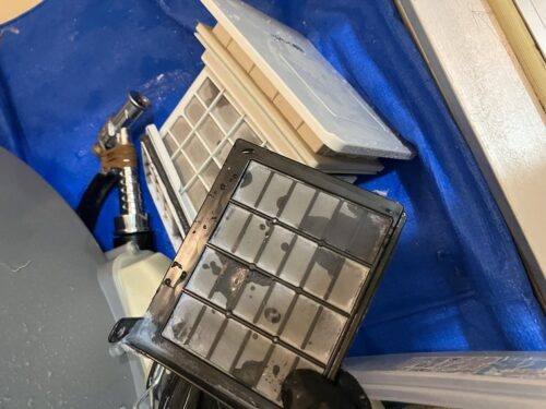 日立ドラム式洗濯機の乾燥フィルターの汚れ