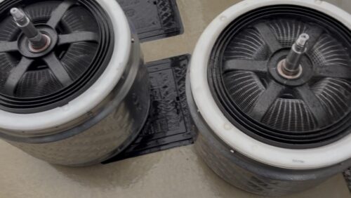 パナソニックLX：古いドラムを新品のドラムに交換するところ